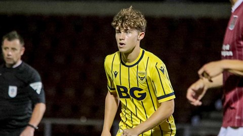 Louis Griffiths Called Up For Wales U17s