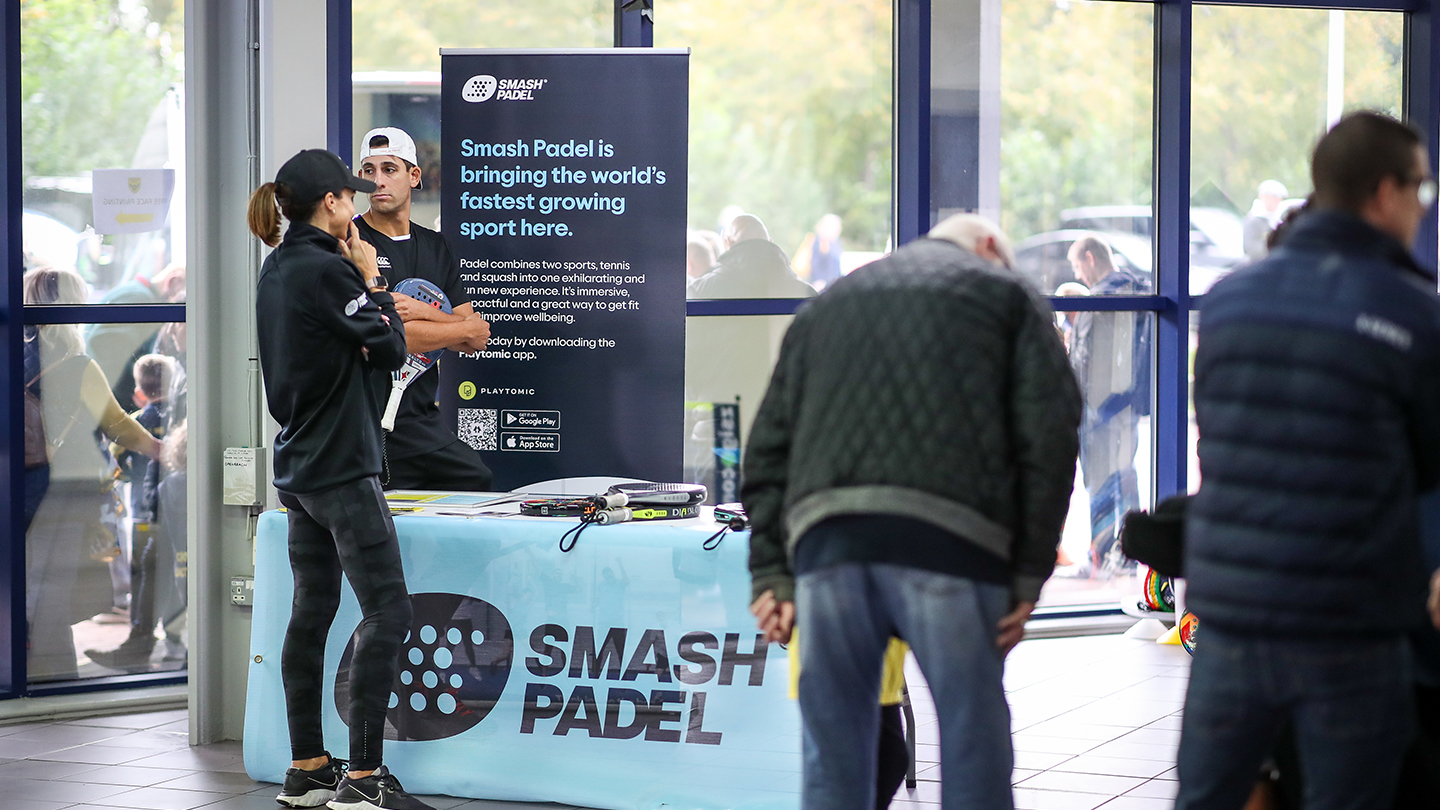 Smash-Padel.jpg